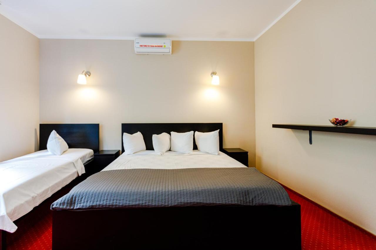Rex Infinity View 4* Cazanele Dunarii Dubova Buitenkant foto