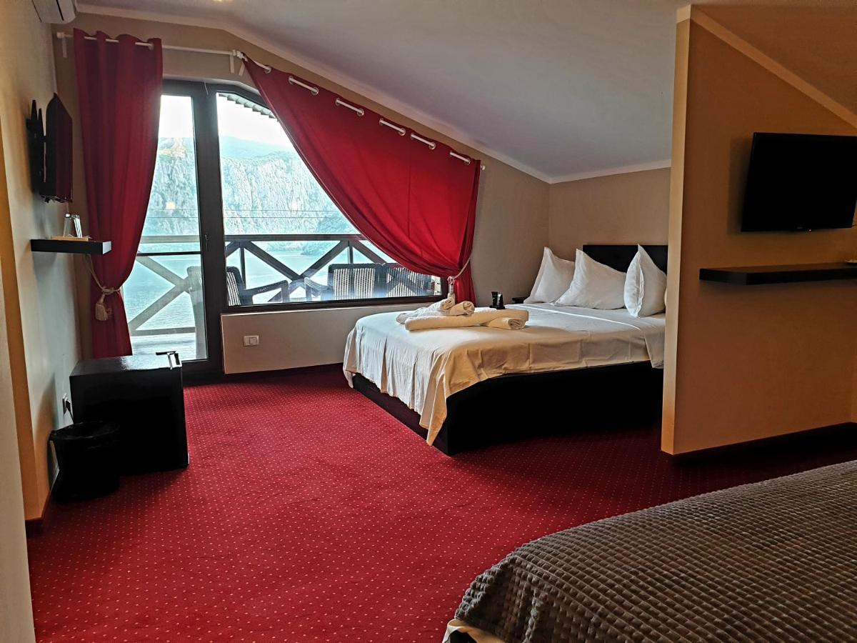 Rex Infinity View 4* Cazanele Dunarii Dubova Buitenkant foto