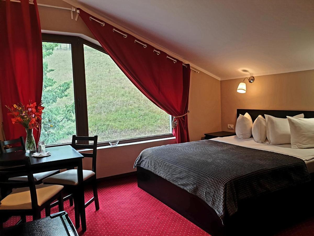 Rex Infinity View 4* Cazanele Dunarii Dubova Buitenkant foto